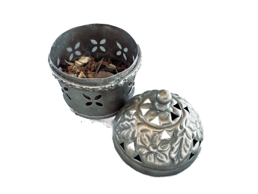Orientalisches Duftgefäß aus Messing – Handarbeit mit floralem Muster