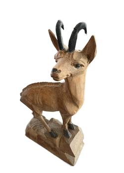 Handgeschnitzte Holzfigur – Gämse auf Sockel (ca. 20 cm)