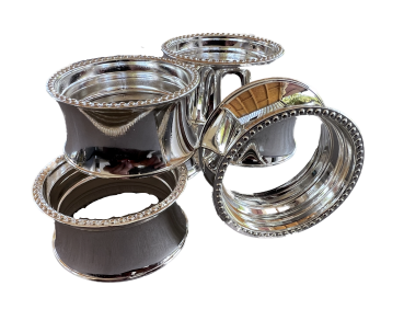 Versilberte Serviettenringe mit Perlrand – 5er Set